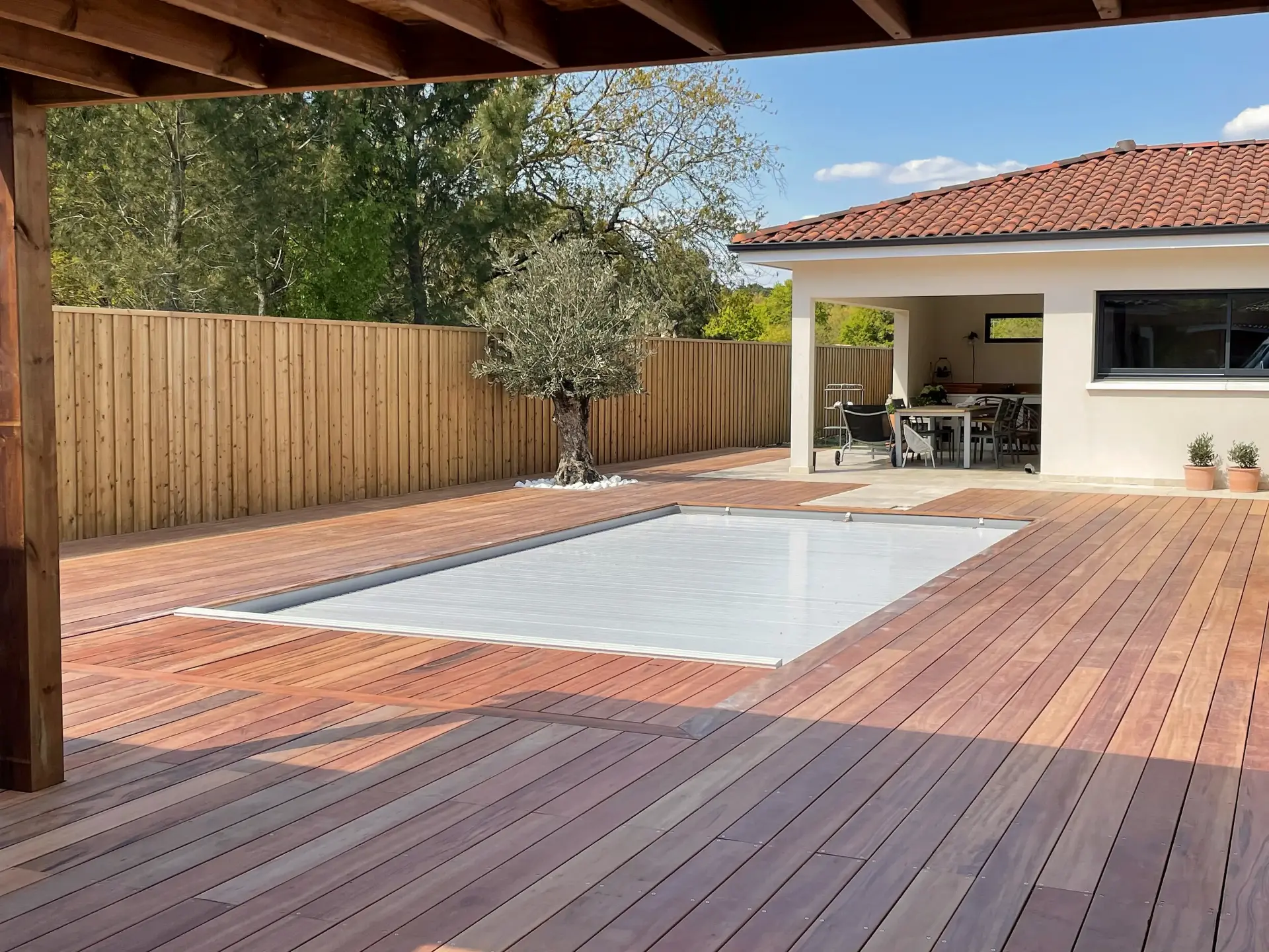 Terrasse et clôture piscine bois Saint-Médard-en-Jalles Gironde